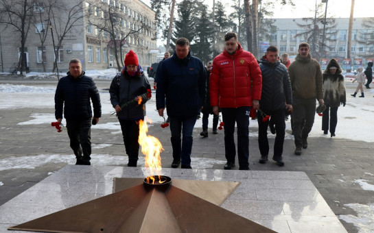В Тогучине состоялся хоккейный турнир «КУБОК ВОСТОКА» посвященный 80-летию Победы в Великой Отечественной войне! 